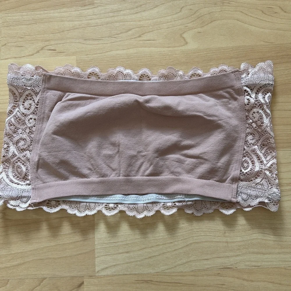 NWOT Free People Intimately Stretch Lace Seamless Bandeau Bra XS/S